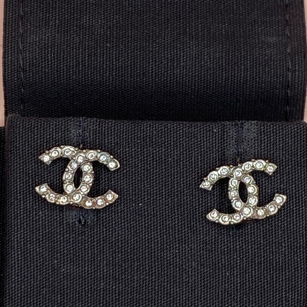 Chanel Fashion Jewelry Earrings